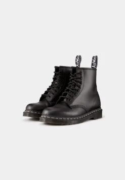 Dr. Martens 1460Boot - Veterboots - Black/White -Mode Kleding Winkel 0289d6b1792b438793b2148968a91ca9