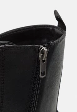 Pier One Veterboots - Black -Mode Kleding Winkel 039c123f8b4b4151b8d0bff251574ade