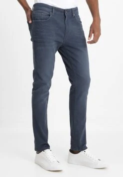 Mode Kleding Winkel 41 Pier One Coloured Baron - Slim Fit Jeans - Dark Blue