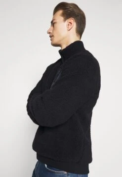 Pier One Fleece Trui - Dark Blue -Mode Kleding Winkel 0b27e21a839e4f56af9be8aed42665b4