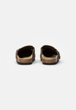 Pier One Leather Unisex - Pantoffels - Brown -Mode Kleding Winkel 18a09b6c3e71439784e427988b058842