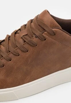 Pier One Unisex - Sneakers Laag - Cognac -Mode Kleding Winkel 1ede9a8d3f614add9e57eb38fcd5178b