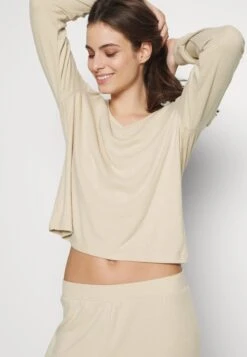 Anna Field Pyjama - Off-White 11 Anna Field Pyjama - Off-White -Mode Kleding Winkel 1f950543f22a49e99e0bf827dcb85ca5