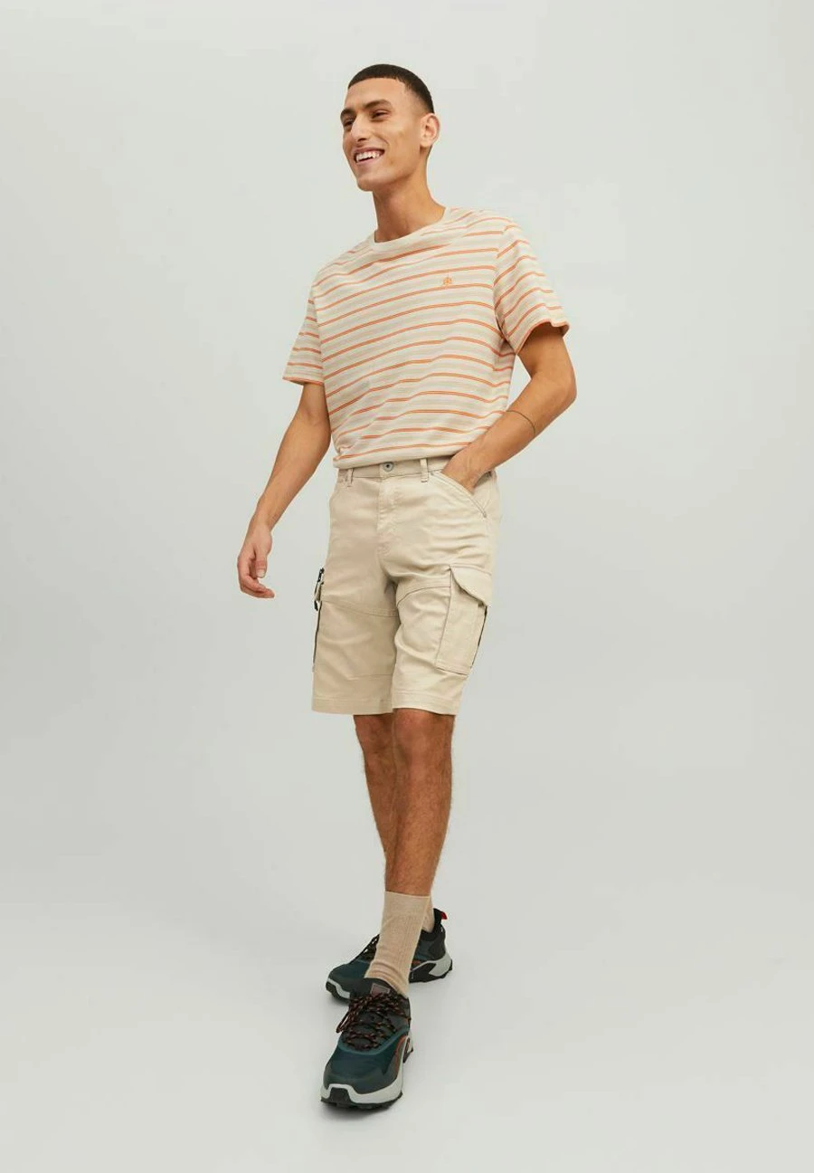Jack & Jones Unifarbene Dex Mit Cargotaschen - Shorts - Oxford Tan 2 Jack & Jones Unifarbene Dex Mit Cargotaschen - Shorts - Oxford Tan - Afbeelding 2