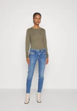 Mos Mosh Sumner Vivid - Slim Fit Jeans - Blue 11 Mos Mosh Sumner Vivid - Slim Fit Jeans - Blue -Mode Kleding Winkel 24e4e118e4514ed1a411b2e9377b7979