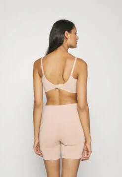 Chantelle Smooth Comfort Wirefree Bra - Bustier - Sirocco -Mode Kleding Winkel 2627891810ef4fc1a512b1e419c89796