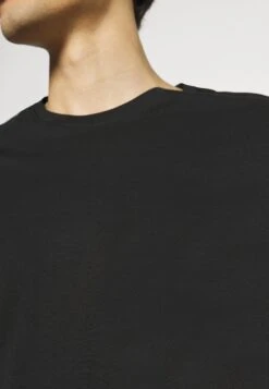 Pier One Pyjama - Black 10 Pier One Pyjama - Black -Mode Kleding Winkel 2d7a3bf373434ec99530f26b5c489aa6