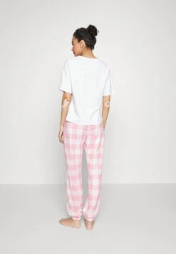 Anna Field Pyjama - Pink 8 Anna Field Pyjama - Pink -Mode Kleding Winkel 3261d25e245c4b5caf2d91022beb0549