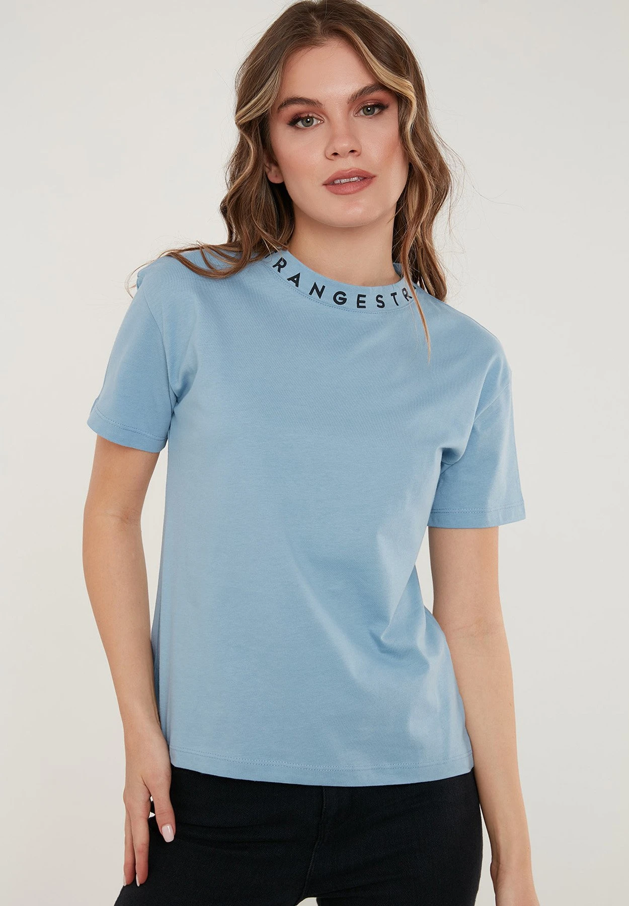 LELA Regular Fit - T-Shirt Print - Baby Blue 1 LELA Regular Fit - T-Shirt Print - Baby Blue