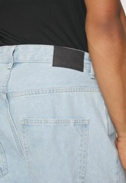 YOURTURN Baggy Jeans Unisex - Relaxed Fit Jeans - Light Blue Denim -Mode Kleding Winkel 403443fb82f8453c90bf8113d2f19de6