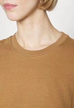 YOURTURN 3Pack Unisex - T-Shirt Basic - Light Green/Lilac/Light Brown 15 YOURTURN 3Pack Unisex - T-Shirt Basic - Light Green/Lilac/Light Brown -Mode Kleding Winkel 40fdec93f38449bca3fbc7dccb0b8c2b