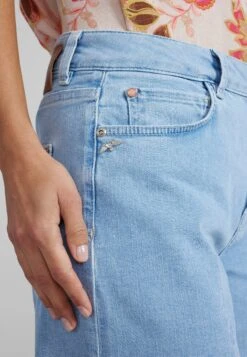Mos Mosh Hailee Boyd - Bootcut Jeans - Light Blue 11 Mos Mosh Hailee Boyd - Bootcut Jeans - Light Blue -Mode Kleding Winkel 44a47930fe784f3897804fa7120ae52c
