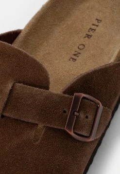 Pier One Leather Unisex - Pantoffels - Brown -Mode Kleding Winkel 47364cdc1dcd4794860a5f6810594e6c