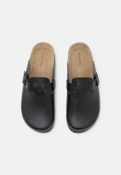 Pier One Leather Unisex - Pantoffels - Black 9 Pier One Leather Unisex - Pantoffels - Black -Mode Kleding Winkel 4c2c459ed10b4062bddc395a16224153