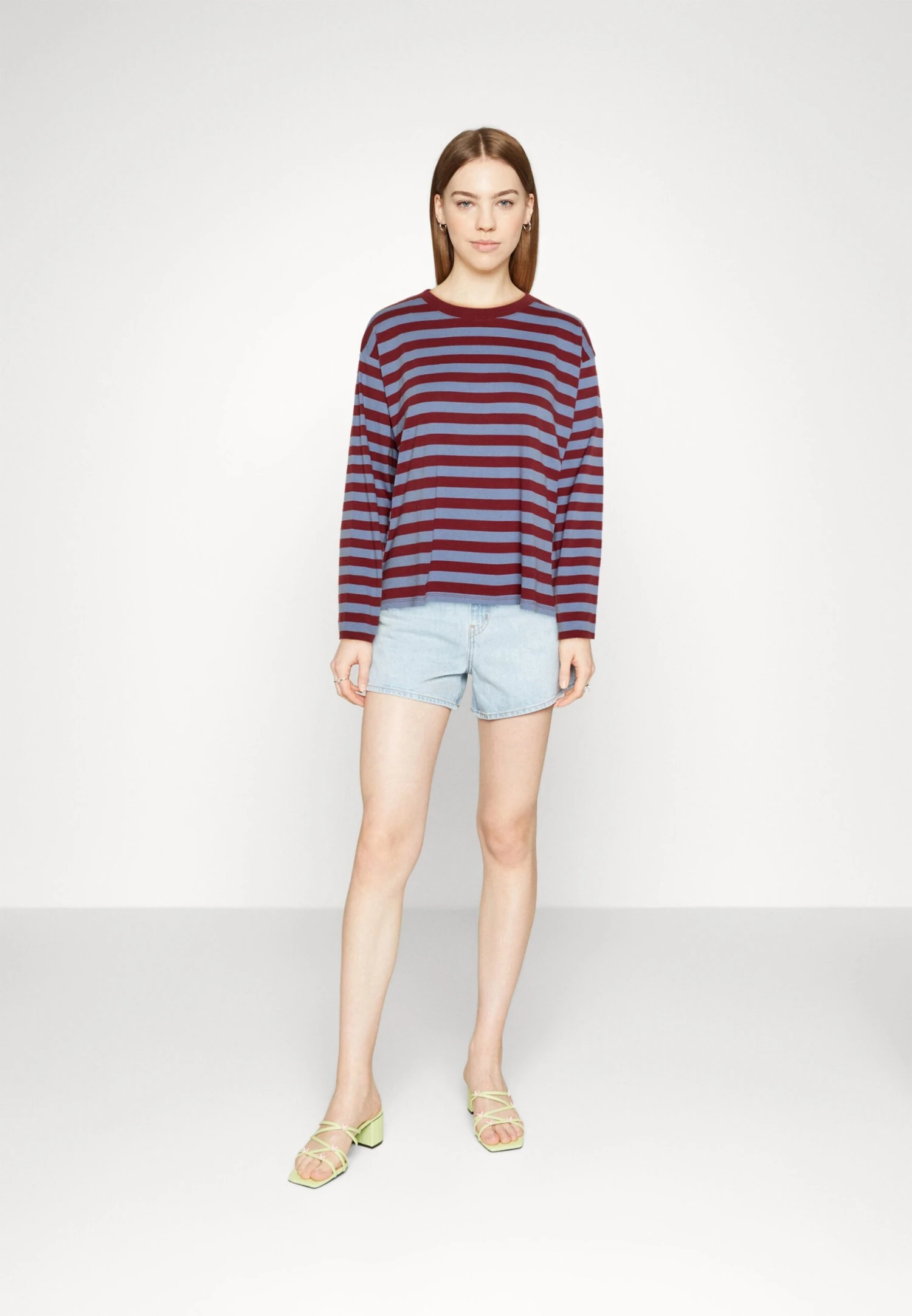 Monki Longsleeve - Dark Red/Blue 2 Monki Longsleeve - Dark Red/Blue - Afbeelding 2