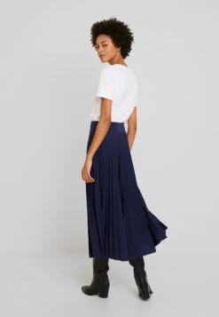 Anna Field Plisse A-Line Midi Skirt - A-Lijn Rok - Maritime Blue 8 Anna Field Plisse A-Line Midi Skirt - A-Lijn Rok - Maritime Blue -Mode Kleding Winkel 5e377213776043ae87e0befe2a75e8ca