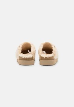 Ugg Fuzz Sugar - Pantoffels - Natural -Mode Kleding Winkel 615ec063c8304127b2f5a536055df7ae