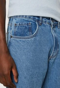 Redefined Rebel Kyoto - Relaxed Fit Jeans - Mid Blue 9 Redefined Rebel Kyoto - Relaxed Fit Jeans - Mid Blue -Mode Kleding Winkel 6abd84cfe714478d8aa598dc7e8c7583