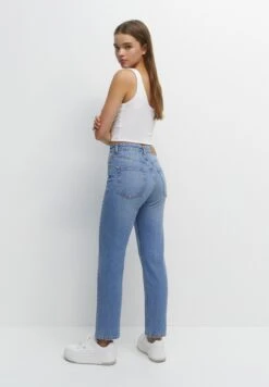 PULL & BEAR High Waist - Straight Leg Jeans - Stone Blue Denim -Mode Kleding Winkel 6da5702e8f984192a4ba0f407dee59b1
