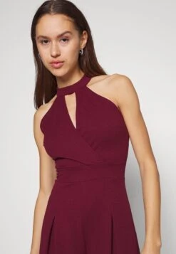 Wal G Arry Wide Leg- Jumpsuit - Wine -Mode Kleding Winkel 6f6a6dc081a0499682a0ee085950a971