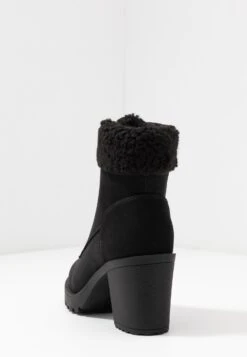 Anna Field Winter Boot - Enkellaarsjes Met Plateauzool - Black 12 Anna Field Winter Boot - Enkellaarsjes Met Plateauzool - Black -Mode Kleding Winkel 75644dab5c4b4634862305626d9534e6