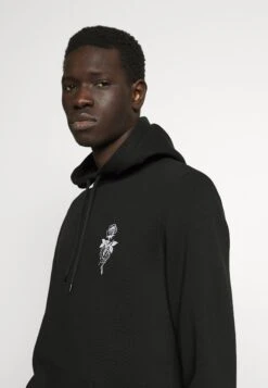 YOURTURN Unisex - Hoodie - Black -Mode Kleding Winkel 7f4ccb9e05744df8a95efa3cb755a1e0