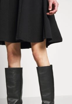 Anna Field Basic Mini A-Line Skirt - Minirok - Black -Mode Kleding Winkel 8563f60c0b0940f78419b340c95fc425