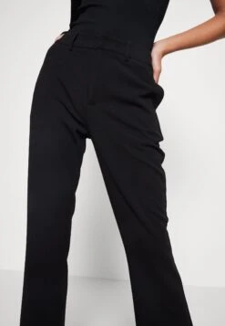 Noisy May Nmrobyn Bootcut Pants - Broek - Black -Mode Kleding Winkel 9055c2c81dc0472abc1c22ace32f153f
