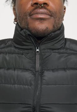 Pier One Bodywarmer - Black 21 Pier One Bodywarmer - Black -Mode Kleding Winkel 9a4753b42c4e47fcabcedc2df6be2f55