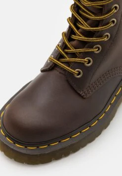 Dr. Martens 1460 Bex Unisex - Veterboots - Dark Brown 11 Dr. Martens 1460 Bex Unisex - Veterboots - Dark Brown -Mode Kleding Winkel 9c02e1d9707e47b5aa44dd87553b3d56