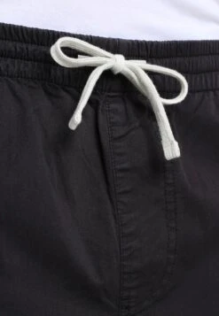 Pier One Shorts - Black -Mode Kleding Winkel 9f67cde4cf9e48939327be4614db0364