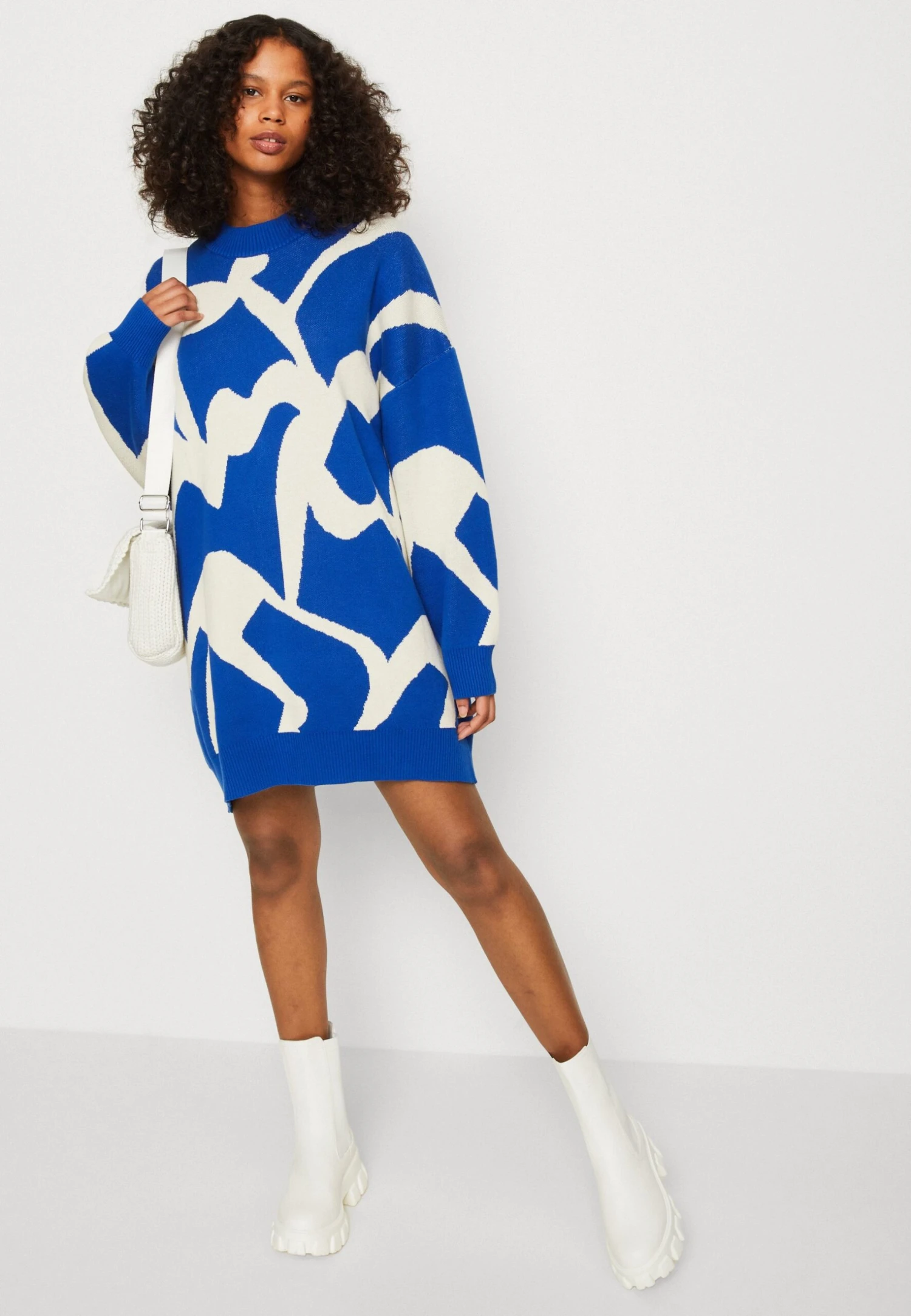 Monki Lisen Dress - Gebreide Jurk - Light Blue 4 Monki Lisen Dress - Gebreide Jurk - Light Blue - Afbeelding 4