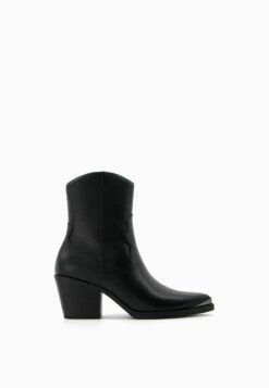 BERSHKA Heeled With Metallic Toe - Cowboy-/Bikerlaarsjes - Black 13 BERSHKA Heeled With Metallic Toe - Cowboy-/Bikerlaarsjes - Black -Mode Kleding Winkel aa55e44a5fcc4e98b9cc58b850cd757b
