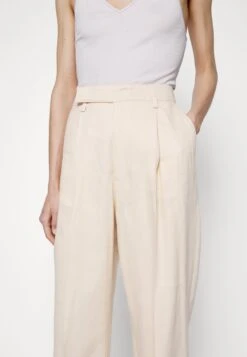 Filippa K Julie Trousers - Broek - Dusty Beige -Mode Kleding Winkel ab8d0a552d464551947d8e05380fd49b