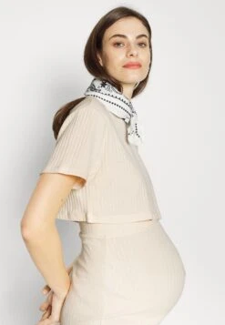 Top Skirt Set - Kokerrok - 003 - Off-White -Mode Kleding Winkel af0b503f31c24a2a8f02924ebcf2b518