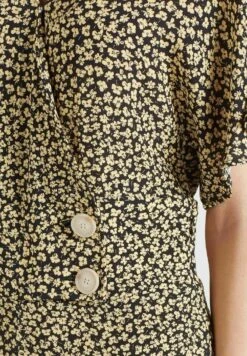 Khujo Borgia - Jumpsuit - Schwarz-Gelb Geblümt 15 Khujo Borgia - Jumpsuit - Schwarz-Gelb Geblümt -Mode Kleding Winkel af379724558d423ab9f19f8031bf325d