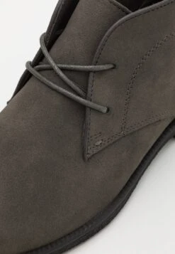 Pier One Unisex - Sportieve Veterschoenen - Grey -Mode Kleding Winkel b251e44b3e5a412c95b96877ca3c165d