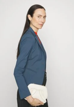 Patrizia Pepe Giacca - Blazer - Petrol Blue 10 Patrizia Pepe Giacca - Blazer - Petrol Blue -Mode Kleding Winkel b51f9cd73764455fa7b6b672708ed3c6