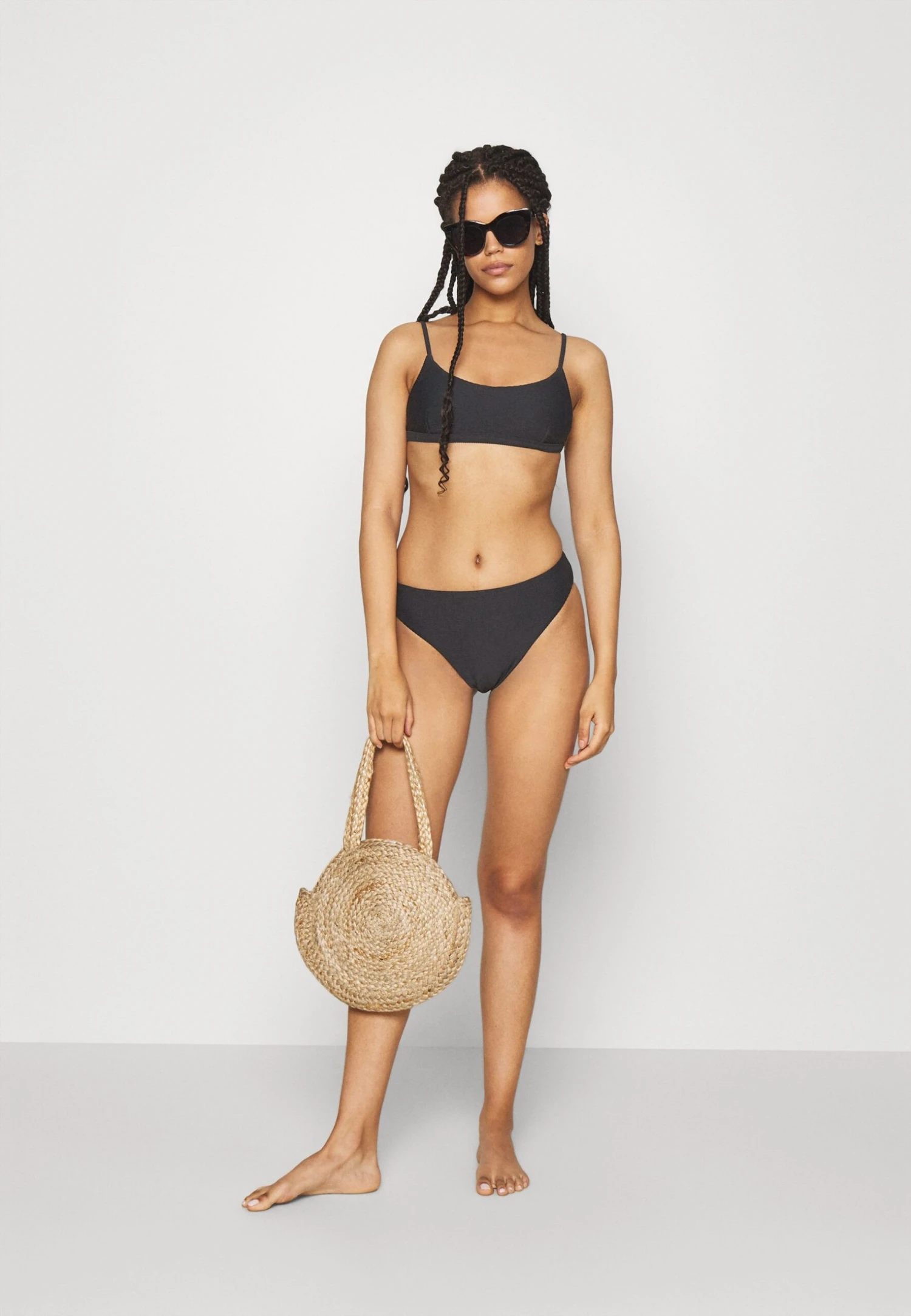 Seafolly Essentials Bralette - Bikinitop - Black 2 Seafolly Essentials Bralette - Bikinitop - Black - Afbeelding 2