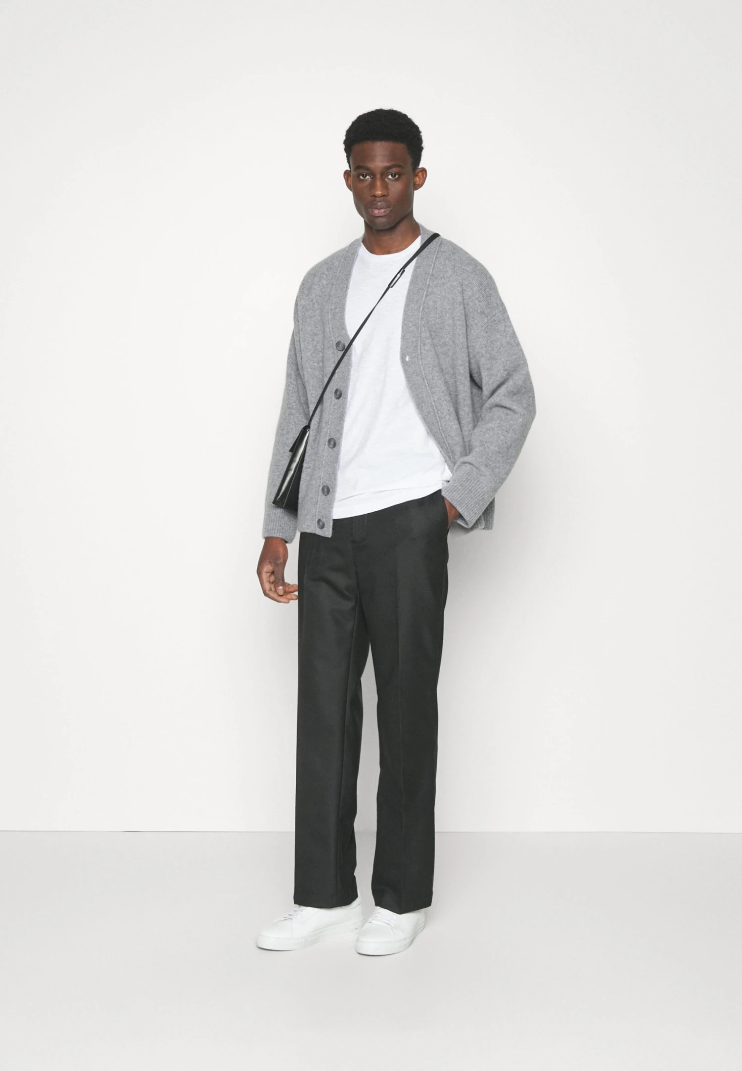 DRYKORN Eros - T-Shirt Basic - White 2 DRYKORN Eros - T-Shirt Basic - White - Afbeelding 2