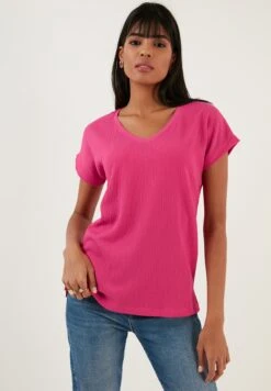 LELA Regular Fit - Blouse - Fuchsia 9 LELA Regular Fit - Blouse - Fuchsia -Mode Kleding Winkel c919ec9a05174c30a03c8a1c9977db87