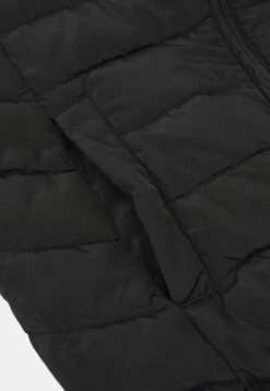 Pier One Bodywarmer - Black 22 Pier One Bodywarmer - Black -Mode Kleding Winkel cf4a59af20294d6fbaf3c204b1e4d702
