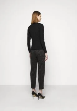 MAX & Co. Manama - Trui - Black -Mode Kleding Winkel d2bc793f584c4aed8624afb966142502