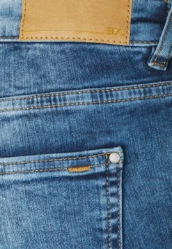 Edc By Esprit Capri - Jeansshort - Blue Denim -Mode Kleding Winkel d3a8f404df334f0f9c454e60c73e4579
