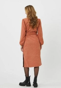 Moves Kilban - Blousejurk - Hot Sauce 9 Moves Kilban - Blousejurk - Hot Sauce -Mode Kleding Winkel dd9aa3086c134bc9b6e02706fe4a470f