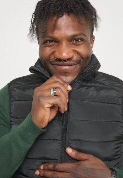 Pier One Bodywarmer - Black 19 Pier One Bodywarmer - Black -Mode Kleding Winkel df3977bebe484975899d564025048a02