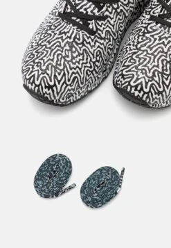 Uno - Sneakers Laag - Black/White 11 Uno - Sneakers Laag - Black/White -Mode Kleding Winkel e15017e786444988a9e10e43c3562a1c