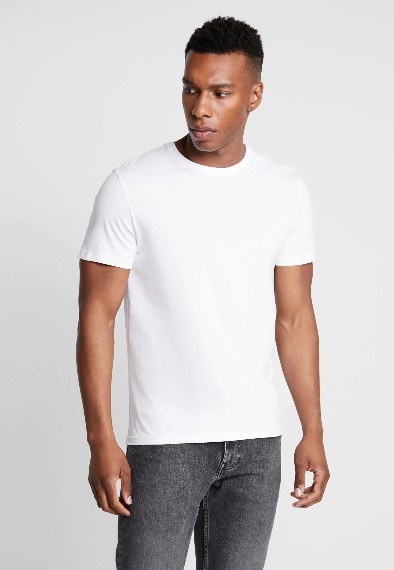Pier One 3 Pack - T-Shirt Basic - White 3 Pier One 3 Pack - T-Shirt Basic - White - Afbeelding 3
