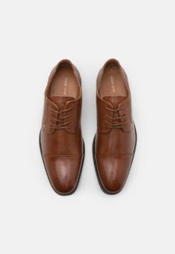 Pier One Veterschoenen - Tan 9 Pier One Veterschoenen - Tan -Mode Kleding Winkel e70dfd7585884f65bc3154a31f3e955e