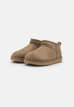 Ugg Korte Laarzen - Marrone -Mode Kleding Winkel eb7d42414b394181ae85b6f4f39bc53d